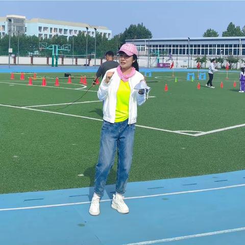 聚力前行蕴芬芳，共研赋能促成长——津南区小学体育学科区级研究课