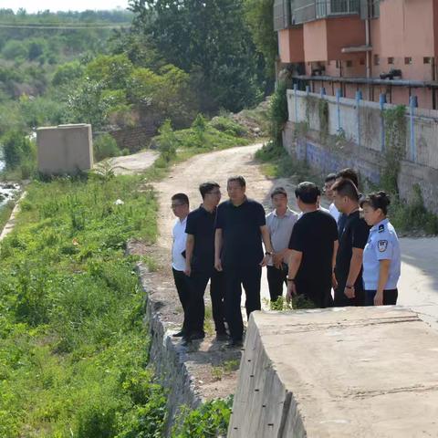 市领导胡存喜督导检查玉带河河长制及防汛工作