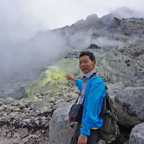 再向火山行（副本）