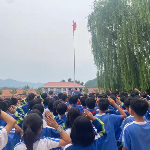 诵读红色经典，传承红色精神——木头凳总校山东小学红色经典朗诵比赛