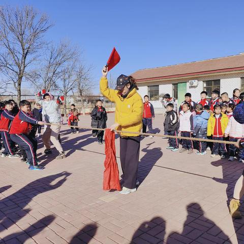 凝聚力量 绽放精彩——沧县仵龙堂乡五联学校拔河比赛