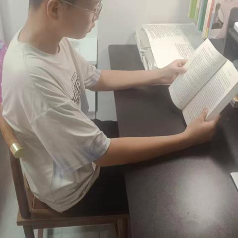 暑假生活记：多彩日常中的小确幸