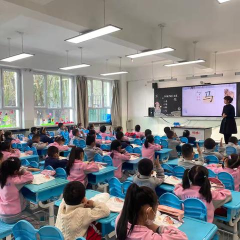 数智融教开新境 研思聚力育英才 ﻿—乌鲁木齐市第八十小学教育集团天汇路校区教科研活动之数智融合展示课