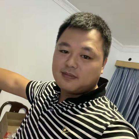 机会是留给有准备的人——一月份榜样人物杨坤