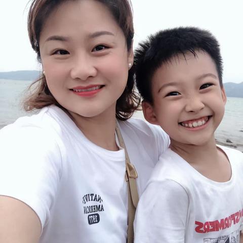 用“心”服务——一月份榜样人物张平
