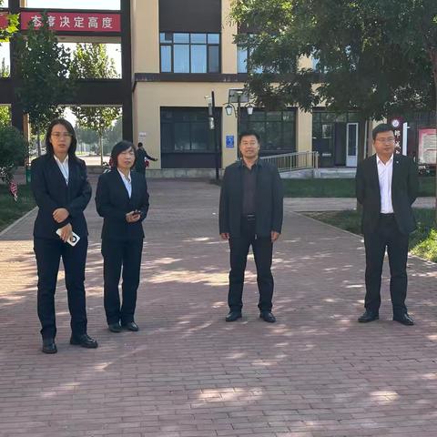 以爱相邀助成长，家校共育筑未来——临漳县邺城中学高二年级家长会纪实