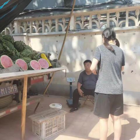 【文明实践在槐荫】南辛庄街道东路社区开展城管进社区 流动摊贩占道经营整治工作