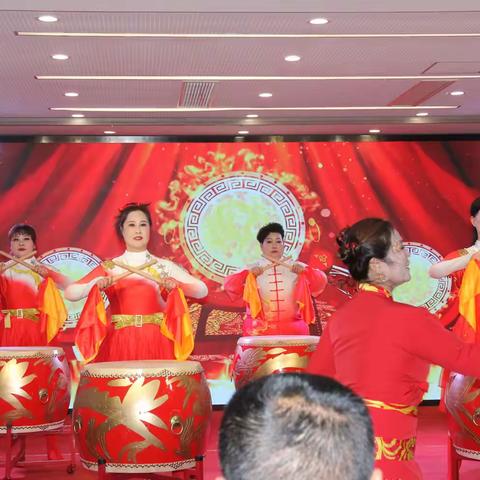 欢乐村晚，共赴新春之约
