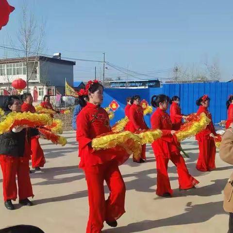 龙岗街道开展“欢庆新春，共度佳节”主题活动