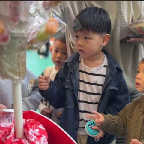 秋风浓，桂花香，蟠龙幼儿园的秋日集市热闹非凡！