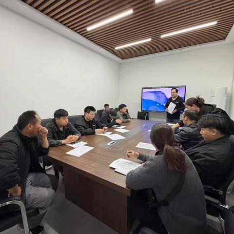 华城社区召开电动车商户安全与有序经营联席会议