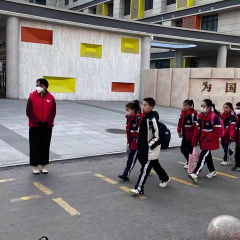 值周记——友谊大街小学三年级七班