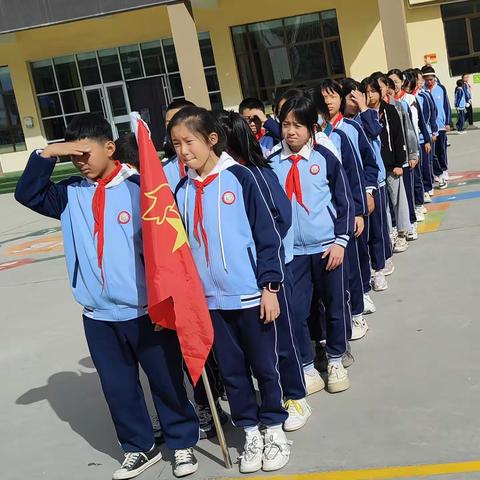 光影探秘，科技逐梦 ——西宁市博远学校 “行走的巴士馆校合作暨科技馆研学” 活动
