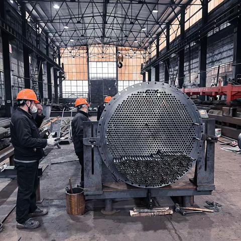 隆惠公司：九源新材料换热器制造加紧施工