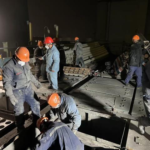 隆惠公司鏖战热电部3#脱硫停工消缺