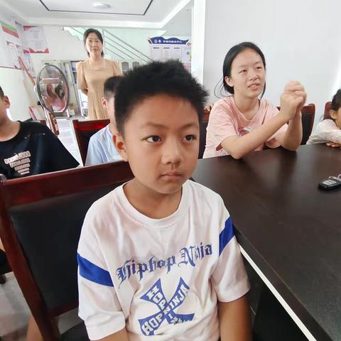 "童心向党学党史，红色薪火映征程"党史学习活动