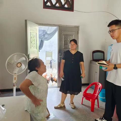 入户走访常态化 暖心帮扶在行动