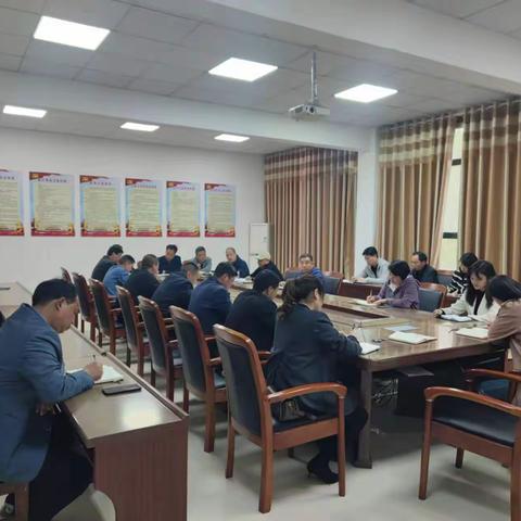 “祭英烈强党性，助群众显担当”---洛宁县城郊乡中心校支部2024年第4个党员主题日活动