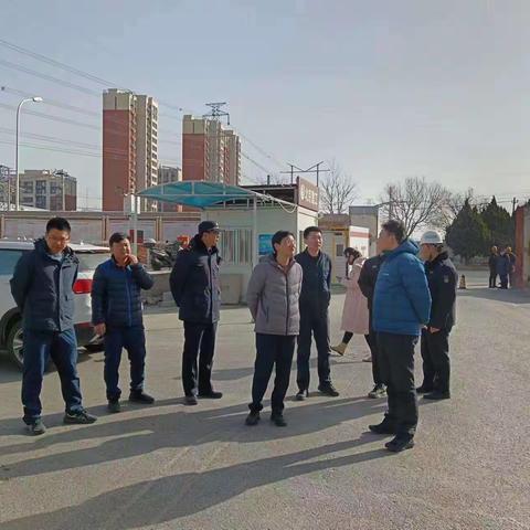 东升镇党委副书记、镇长辛果带队对辖区开展综合督导检查