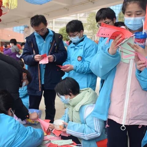 汉服游园观民俗 赏灯猜谜闹元宵——襄阳市第三中学2023元宵节“灯谜会”