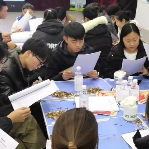 最是书香能致远——记邯郸实用中专师生读书会活动