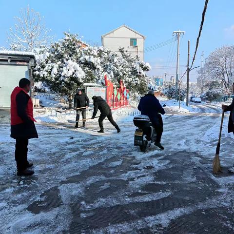 [冠山顶社区]寒潮来袭做好垃圾分类