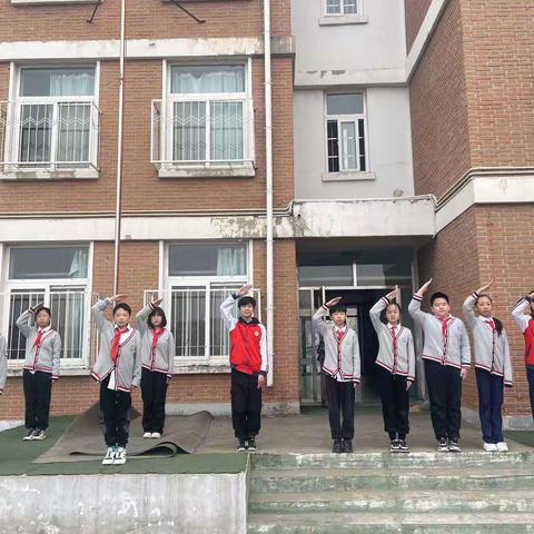 科大柳林小学“弘扬雷锋精神 汇聚青春动能”雷锋月主题活动