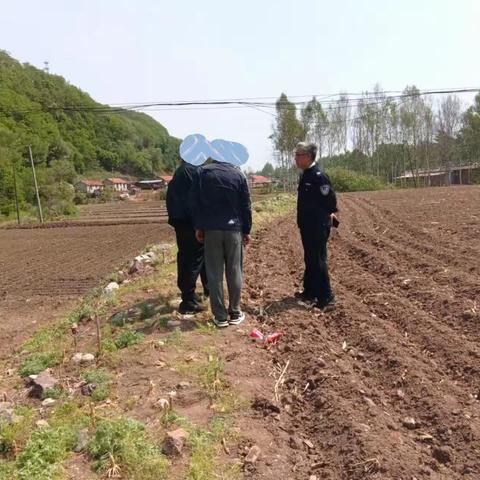 争创雷锋式司法所： 半亩梁田惹纠纷 司法调解化干戈