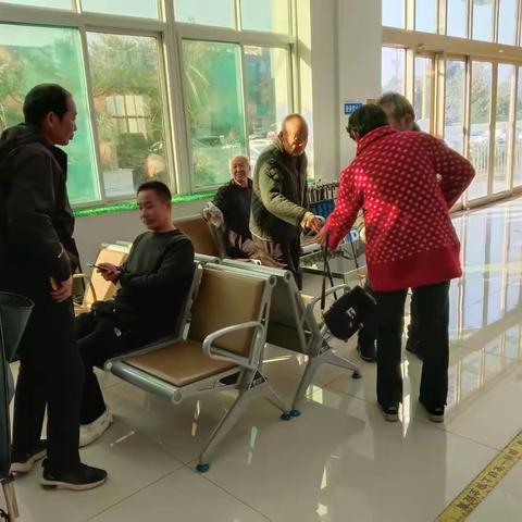 普集街道残联为残疾人免费适配假肢圆满完成