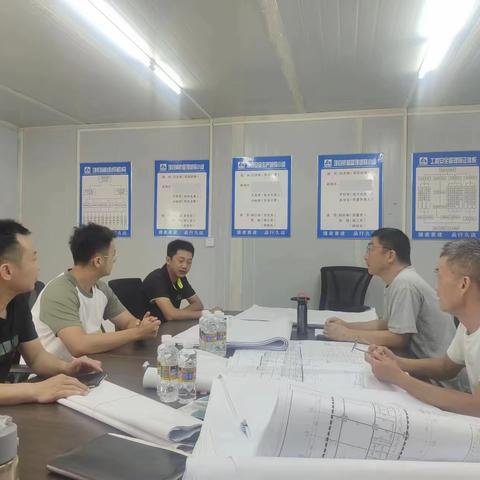 市住建局质安站设备科开展建筑工地防台风巡查工作