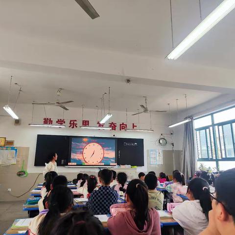 寻时间之脉 探秘年月日 ﻿——三年级组项目化学习主题活动