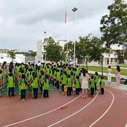 传唱红色经典，争做强国少年——记良垌镇南桥小学国歌、队歌合唱比赛