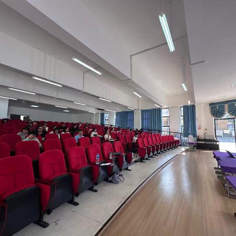 贵定县小学思政学科教学研修活动成功举办