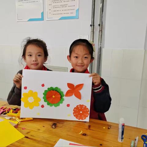 【全环境立德树人】指尖上的智慧——杨柳雪镇中心学校剪纸社团活动