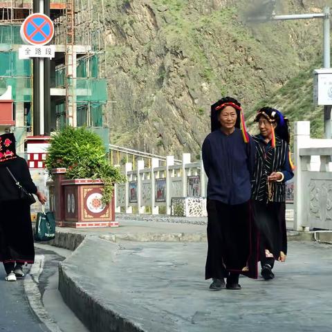 金川-丹巴-宝兴休闲游（四）——翻夹金山到宝兴