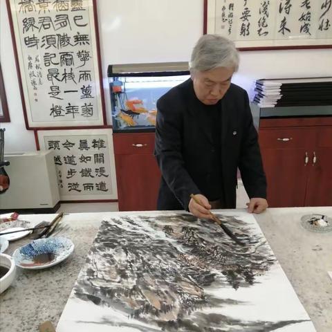 乔良山水画作品价格