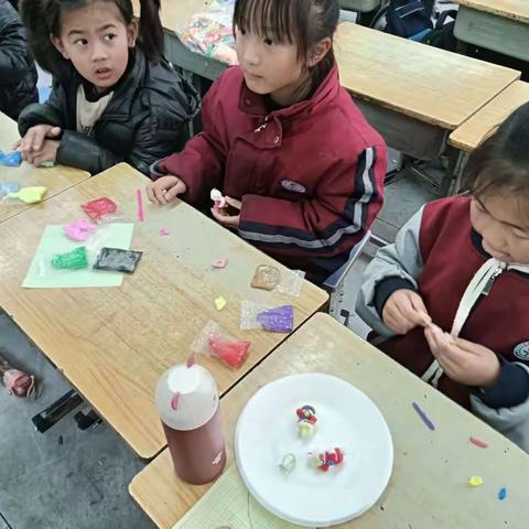 开封市仙人庄小学社团活动纪实