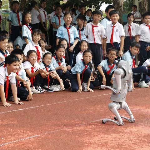 邂逅科技，筑梦前行！——中山科学馆科普大篷车开进坦洲镇前进小学