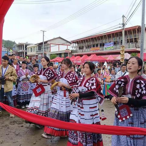 威宁县山花节