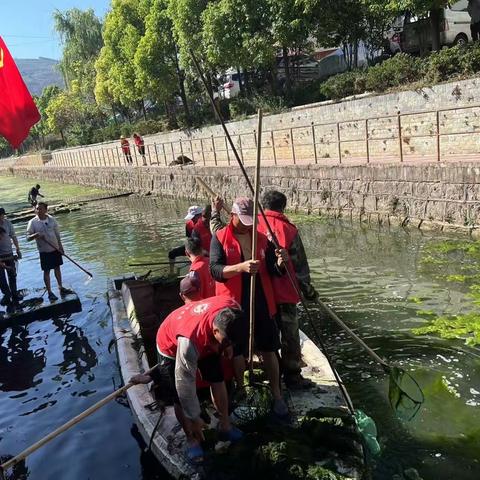 海口镇开展“高原湖泊卫士·河长清河” 专项行动