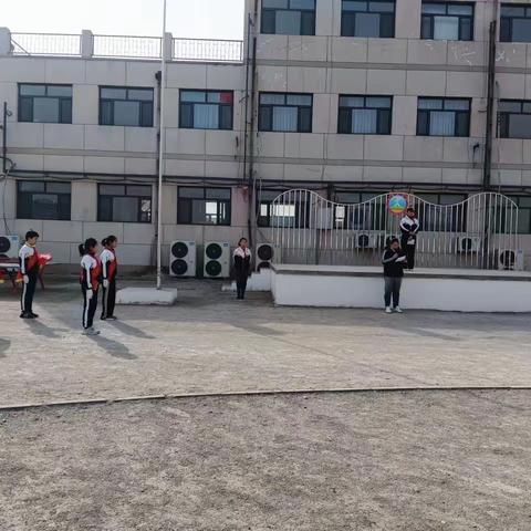 传承雷锋精神，争做时代先锋——石各庄镇许家哨小学学习雷锋活动