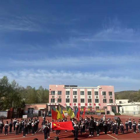 春风伴我逐梦 运动点亮青春——巴藏沟回族乡中心小学举办2025年春季运动会