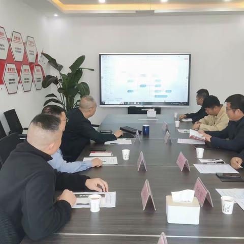 洛宁县开发区管委会副主任李志伟带队考察氢能源产业项目