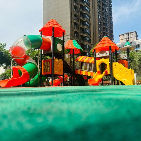 西安恒大翡翠华庭物业服务中心5月服务简报