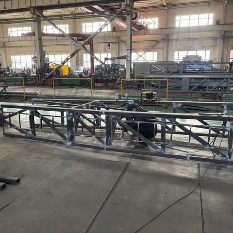 节日坚守勇担当 高效攻坚保交付