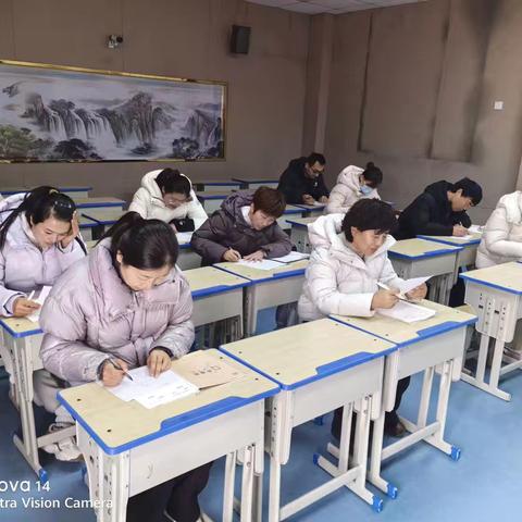 东明县武胜桥镇中心小学英语教师培训活动