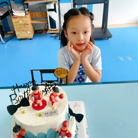 【七巧板中央新城幼儿园】祝：孔玉茹宝贝生日快乐，在每个成长的日子里都开心快乐🎂