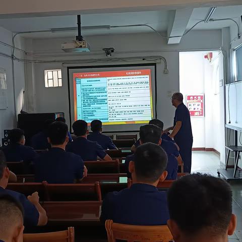 普及消防知识, 强化业务能力—松岗消防救援所开展分队理论培训