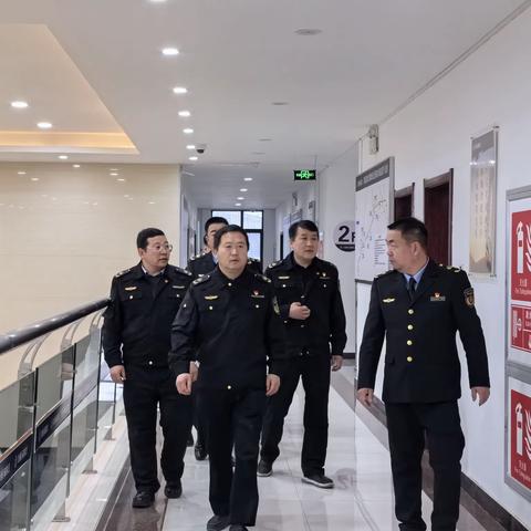 省高速路政执法总队调研组一行莅临莫高大队指导工作