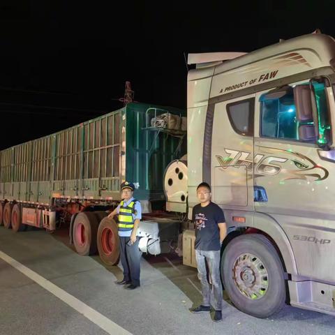 莫高大队“三聚焦”强化超限车辆治理